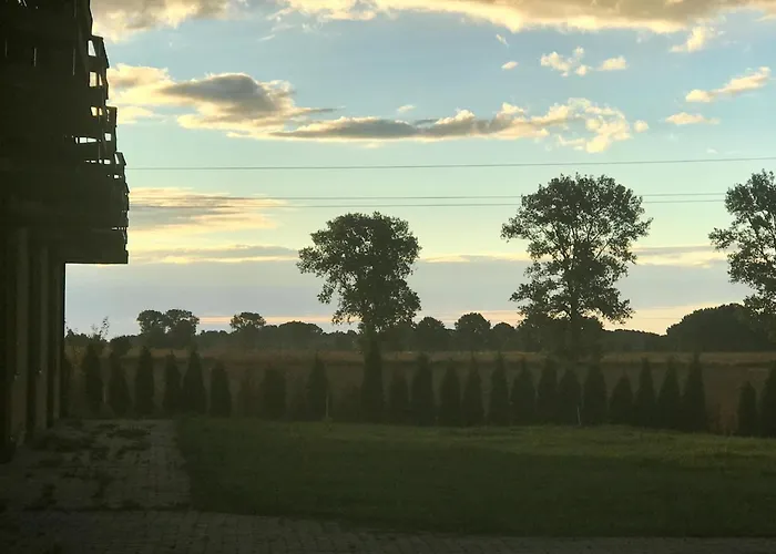 Charming Countryside Сasa de vacaciones Wolin